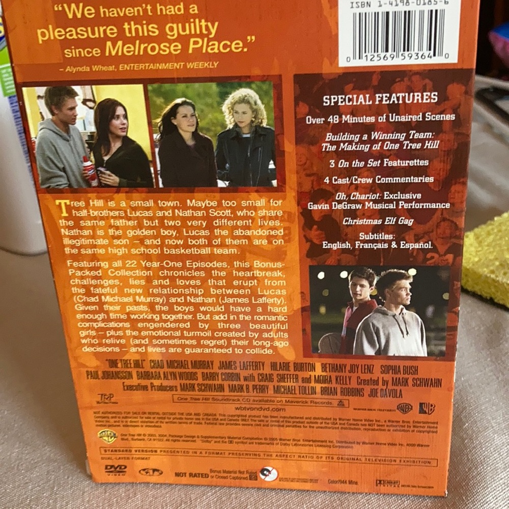 Complete first season of One Tree Hill on DVD - Picture 2 of 3